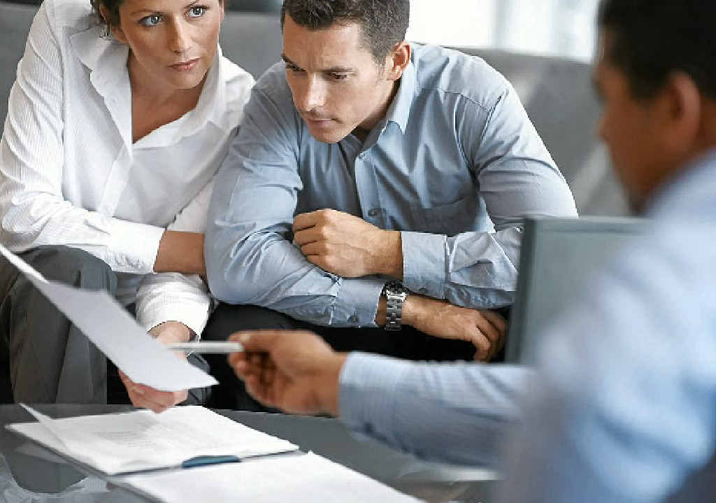 From mid-February, H&R Block will run its income tax course. From mid-February, H&R Block will run its income tax course.